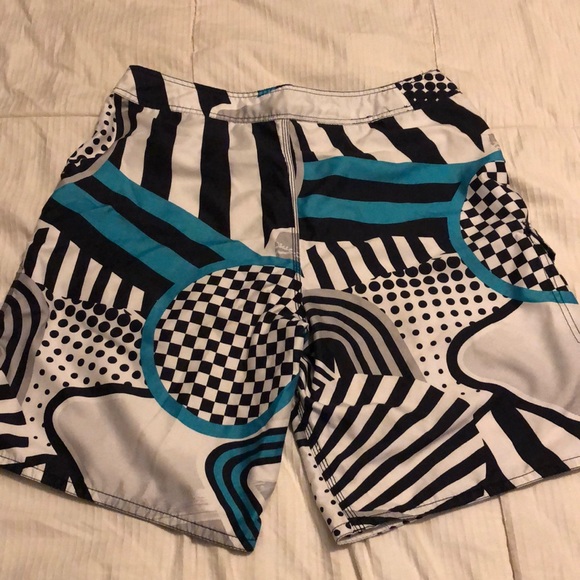 Retro SwimTrunks - Picture 2 of 3